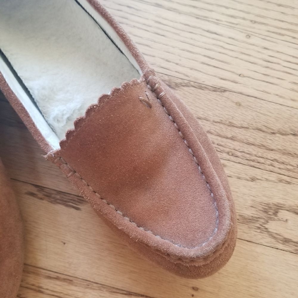 Vionic Leather Shoes - Picture 3 of 7